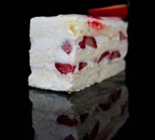 VEGAN Strawberry (Fraisier) By l'Artisan