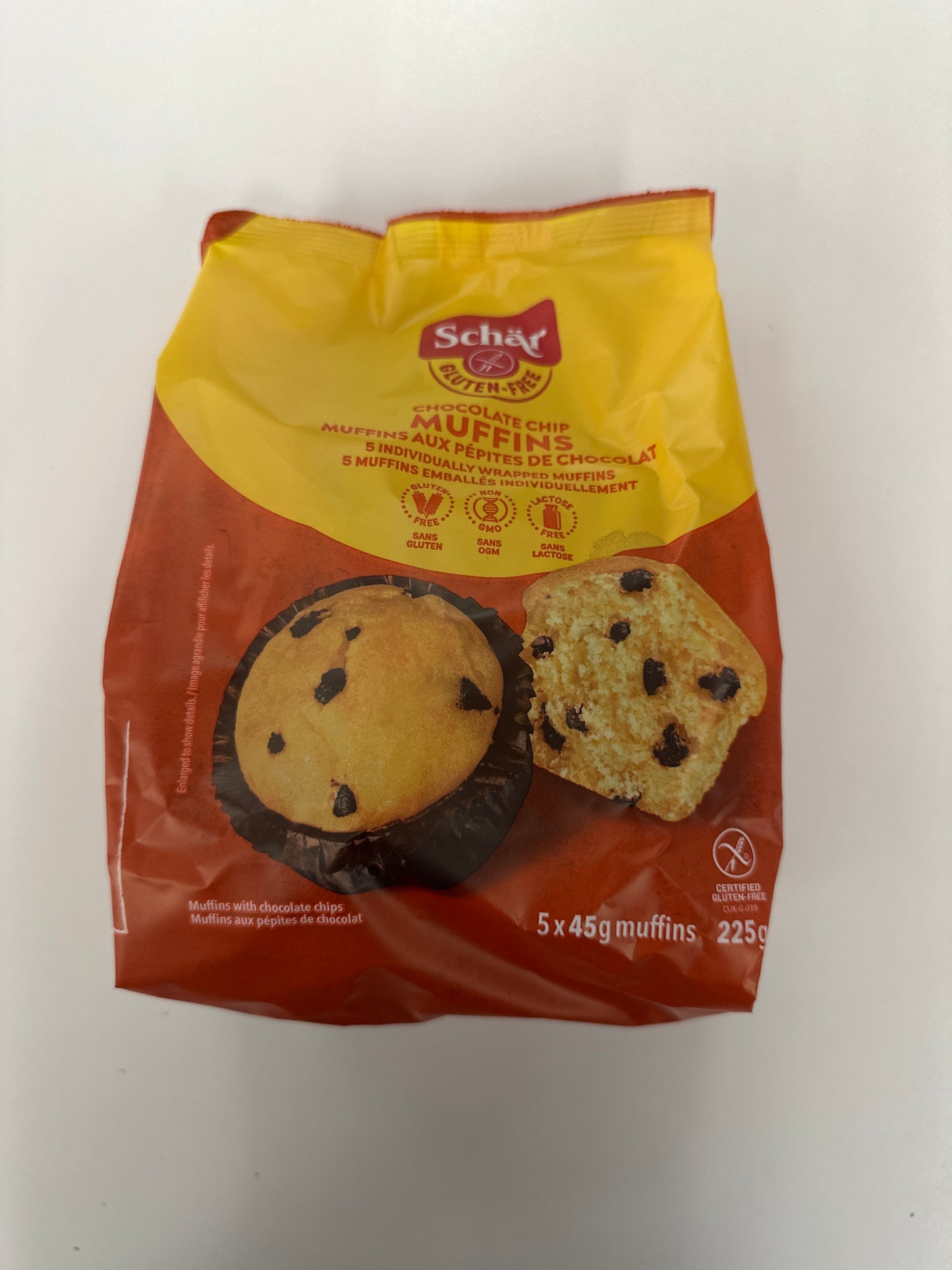 Chocolate Chip Muffins by Schär