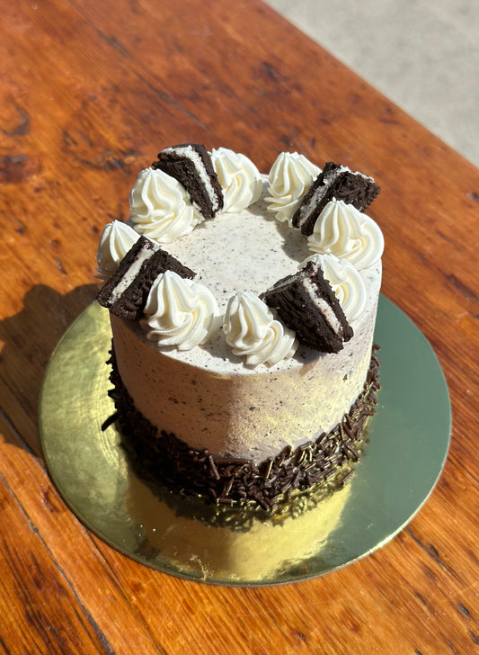 4” Oreo  Cake *Pre-Order 48 hours In Advance (Available for Store Pick-up Only)