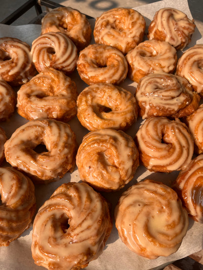 TBE honey Cruller (6 pieces) (Pre-order) - Available Only On Friday And Saturday